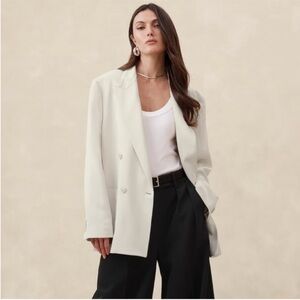 Banana Republic Alix Oversized Italian Satin Blazer - Size 0 Ivory